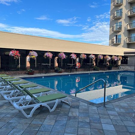 Coast Capri Hotel Kelowna Eksteriør bilde