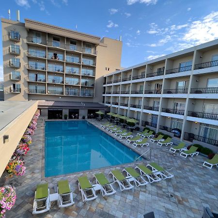 Coast Capri Hotel Kelowna Eksteriør bilde