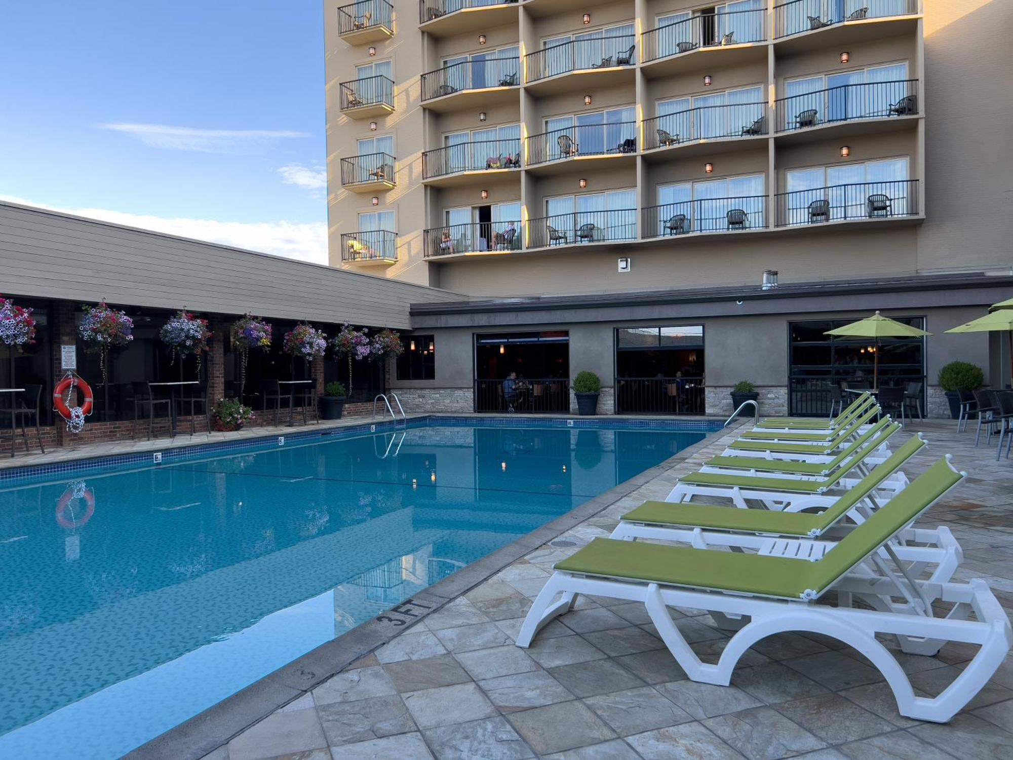 Coast Capri Hotel Kelowna Eksteriør bilde
